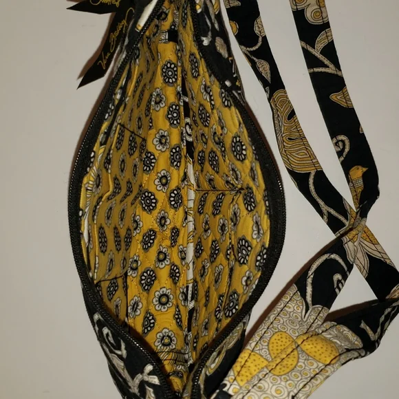 Vera Bradley purse - Picture 4 of 4